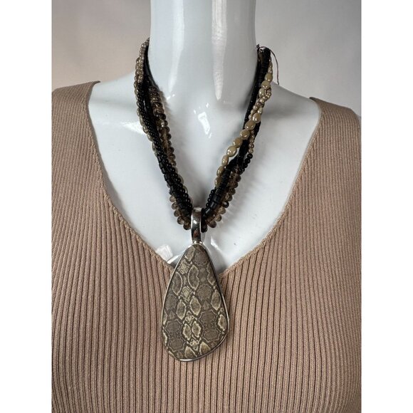 Premier Designs Multistrand Beaded Necklace W/ Reversible Metal & Faux Snakeskin - Picture 16 of 16